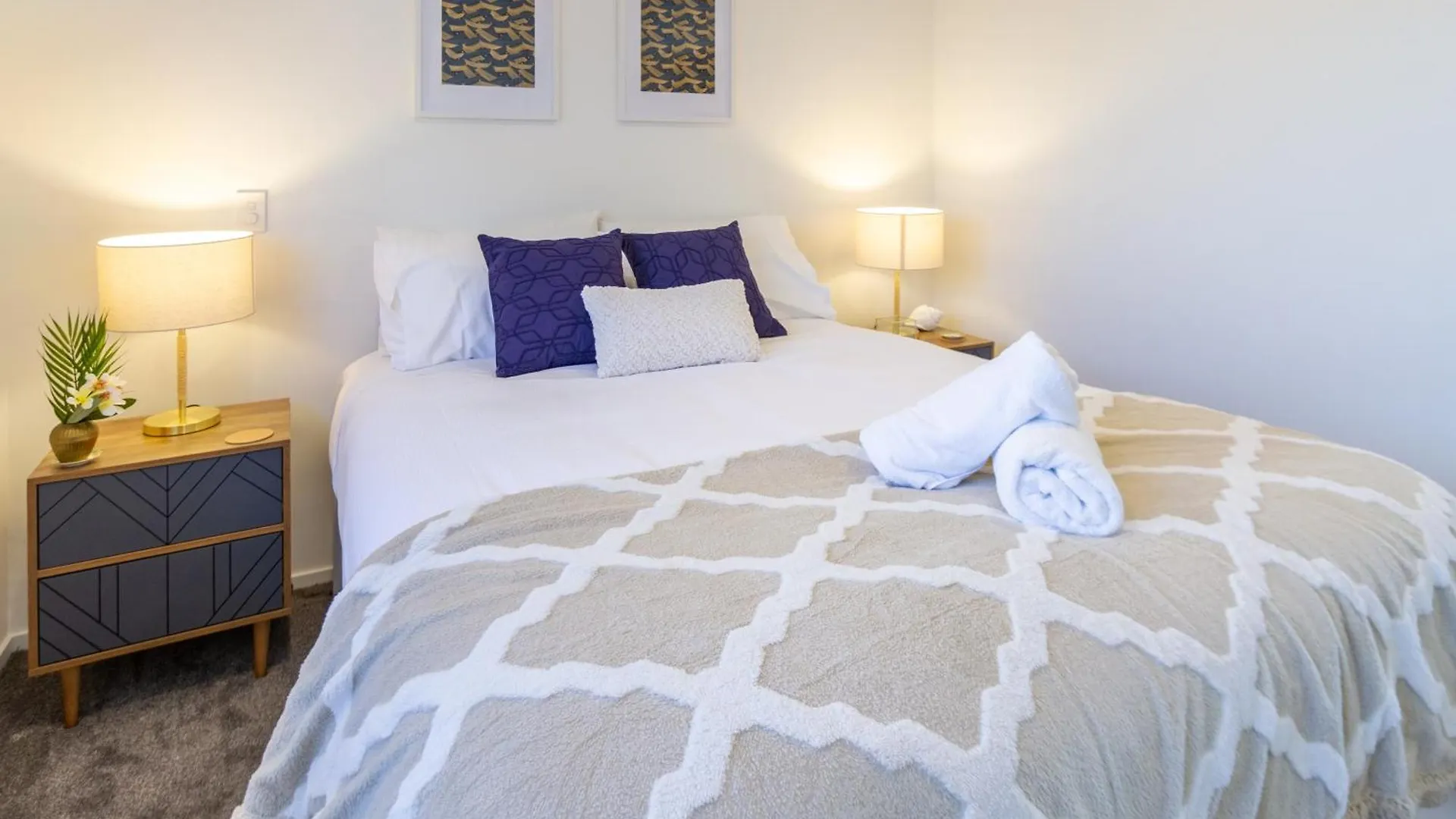 Vibrant Central Christchurch Pad 2 Bed 1 Bath With Park 0*,  Nueva Zelanda